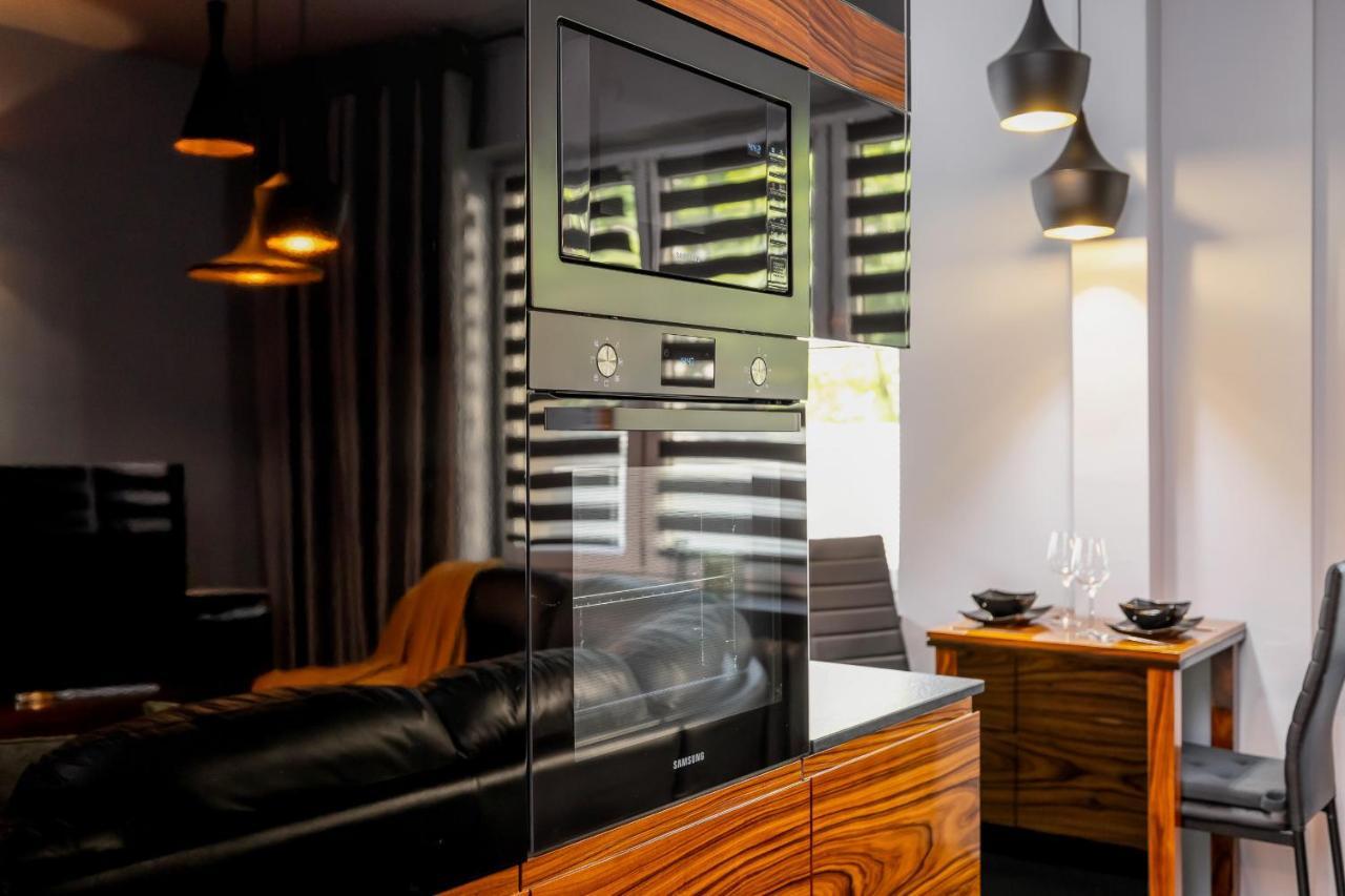 קטוביץ Stylish Korfantego Apartment Next To Spodek By Noclegi Renters מראה חיצוני תמונה