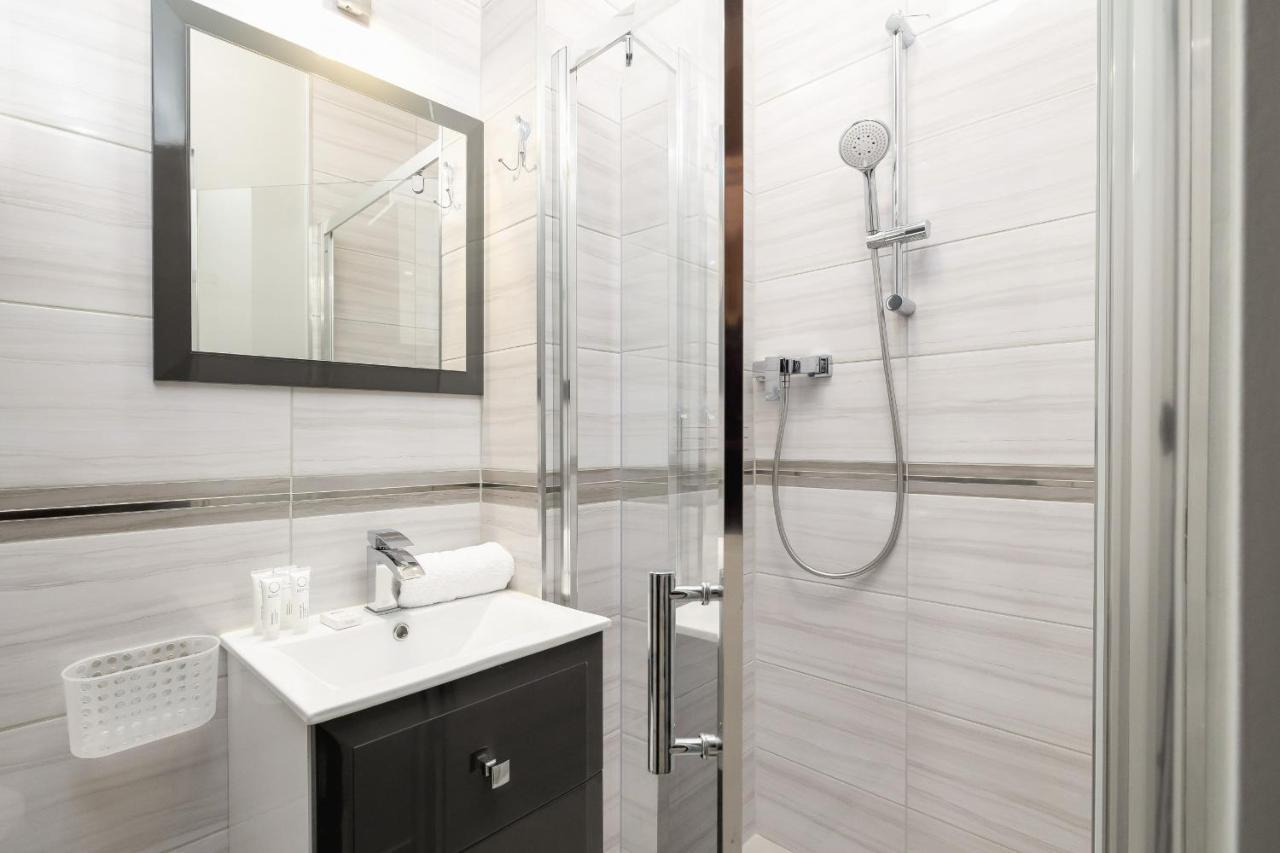 קטוביץ Stylish Korfantego Apartment Next To Spodek By Noclegi Renters מראה חיצוני תמונה